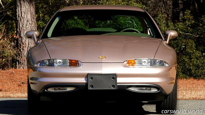 This Overlooked 1,000-Mile GM V8 Sedan Faced Lexus and Was Defeated | Carscoops